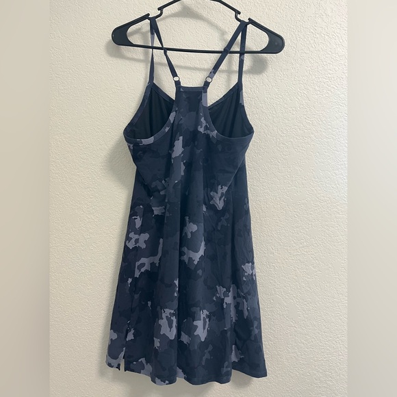 Mountain Hardwear Dynma Dress - Picture 3 of 8